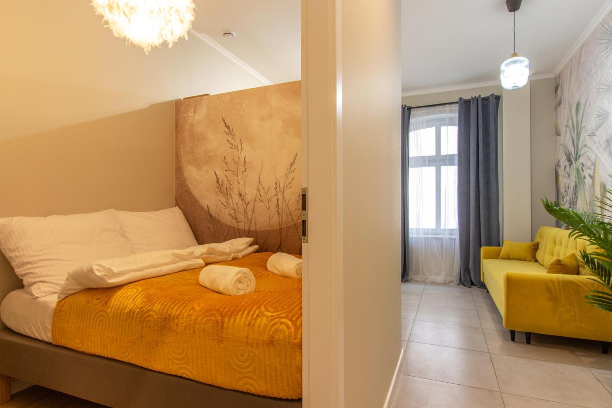 Chill Apartments Central Station คาโตวีตเซ ภายนอก รูปภาพ