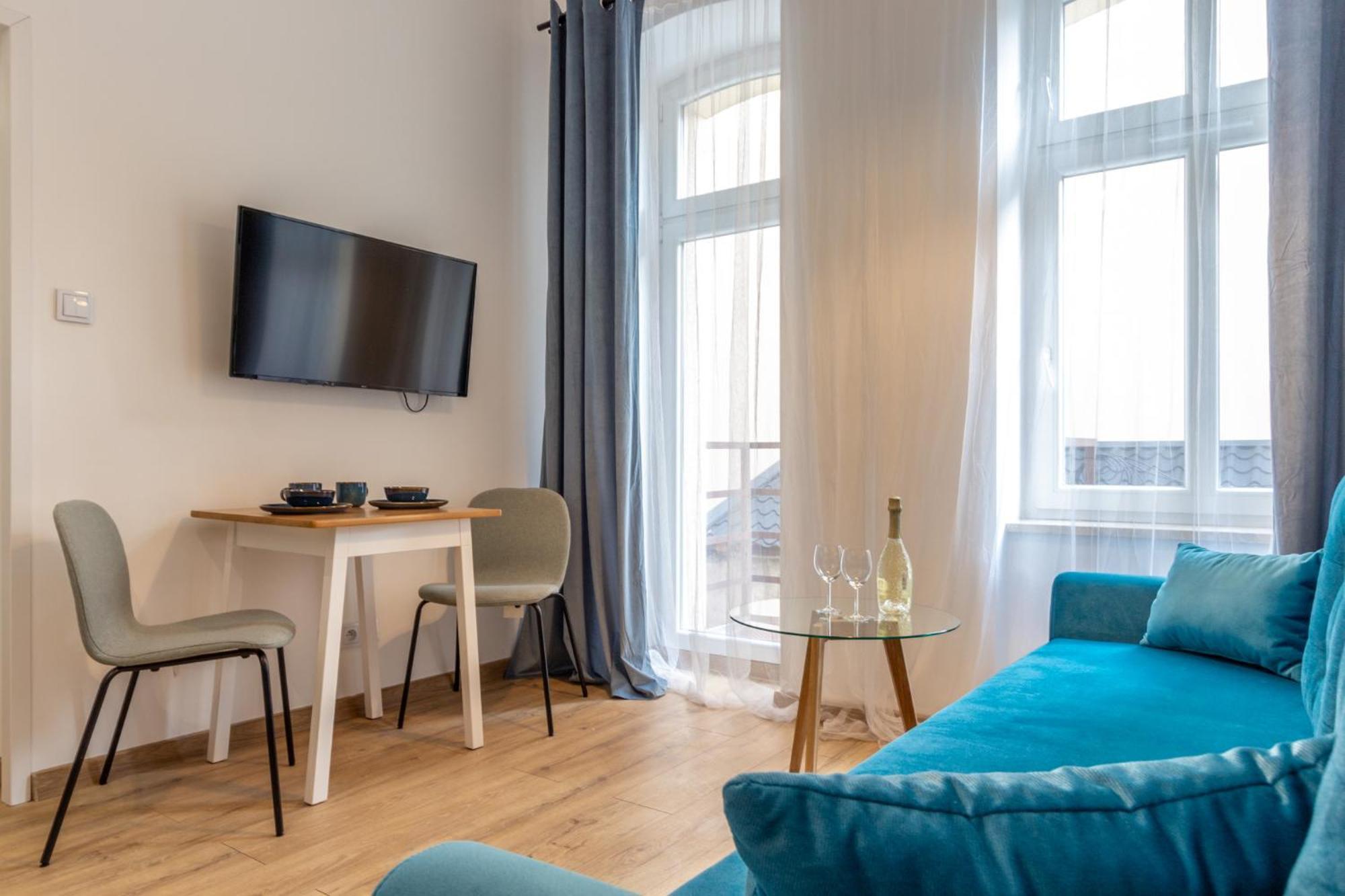 Chill Apartments Central Station คาโตวีตเซ ภายนอก รูปภาพ